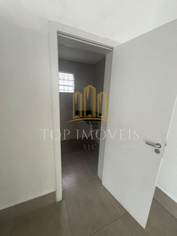 Ponto comercial com 671m2 de área construída na Av. Barbacena
