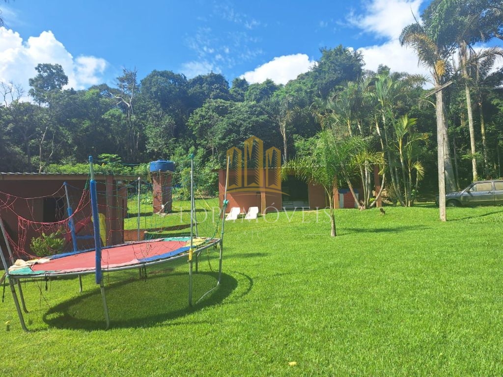 Area para venda em Suzano, por 60,00 m², com toda documentação ok Possui : Planta Geográfica, Levantamento Planimétrico, INCRA, DARF, ITR, CCIR, CNA, todos atualizados.