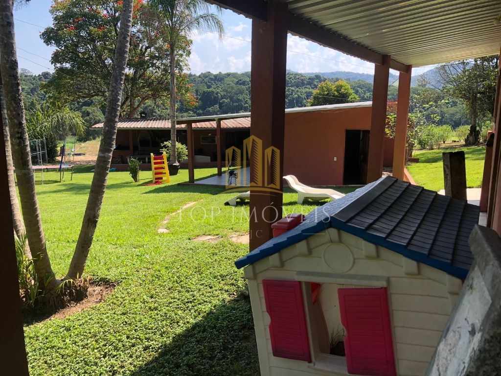 Area para venda em Suzano, por 60,00 m², com toda documentação ok Possui : Planta Geográfica, Levantamento Planimétrico, INCRA, DARF, ITR, CCIR, CNA, todos atualizados.