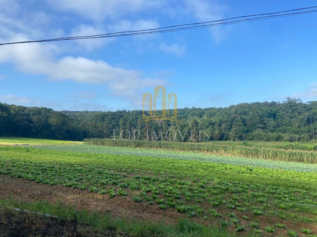 Area para venda em Suzano, por 60,00 m², com toda documentação ok Possui : Planta Geográfica, Levantamento Planimétrico, INCRA, DARF, ITR, CCIR, CNA, todos atualizados.