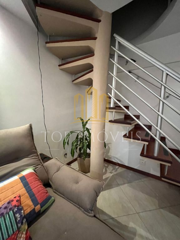 Oportunidade Linda Cobertura no Jardim Satélite são 150m2 com 4 dormitórios sendo 1 suíte uma sala ampla com 2 ambientes e uma excelente área gourmet, Excelente Localização Próximo Shopping, Mercado…