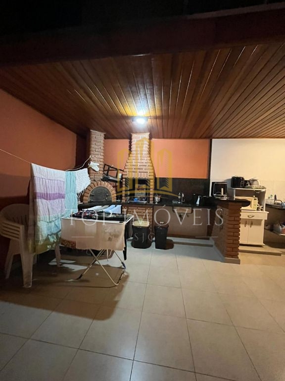 Oportunidade Linda Cobertura no Jardim Satélite são 150m2 com 4 dormitórios sendo 1 suíte uma sala ampla com 2 ambientes e uma excelente área gourmet, Excelente Localização Próximo Shopping, Mercado…
