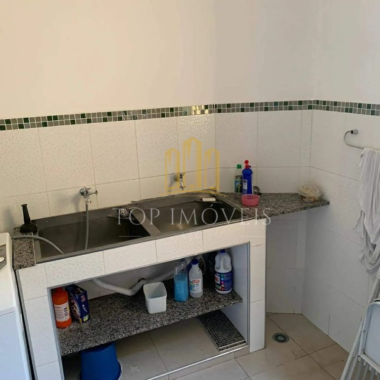 Oportunidade Linda Cobertura no Jardim Satélite são 150m2 com 4 dormitórios sendo 1 suíte uma sala ampla com 2 ambientes e uma excelente área gourmet, Excelente Localização Próximo Shopping, Mercado…
