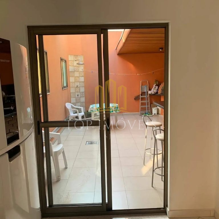 Oportunidade Linda Cobertura no Jardim Satélite são 150m2 com 4 dormitórios sendo 1 suíte uma sala ampla com 2 ambientes e uma excelente área gourmet, Excelente Localização Próximo Shopping, Mercado…