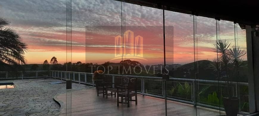 Ótima chácara com 3 dormitórios à venda, por R$ 1.380.000,00 - Vila São Geraldo - São José dos Campos/SP