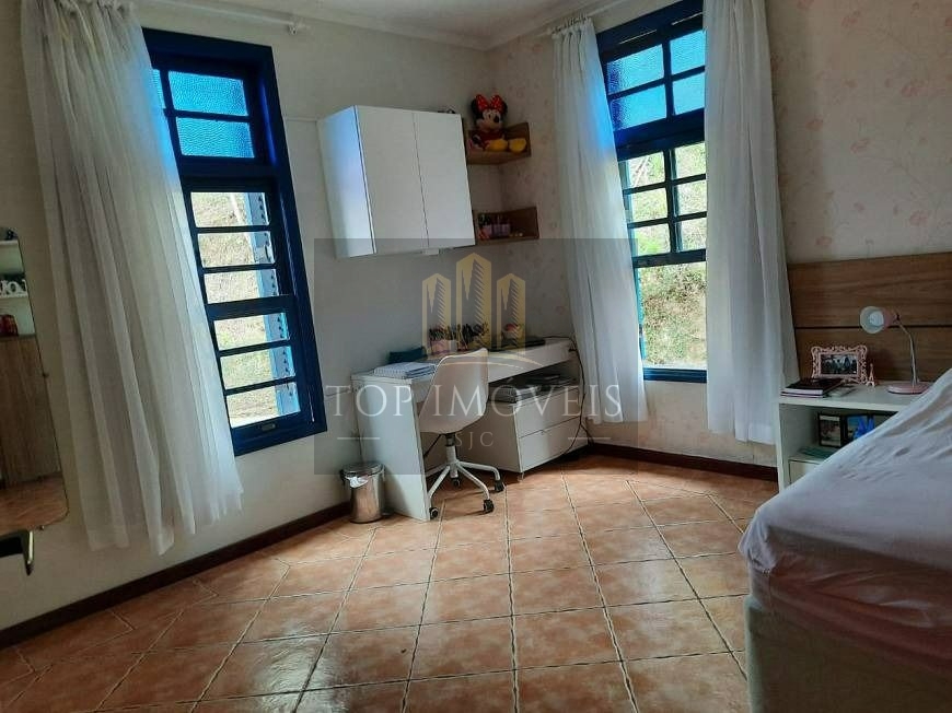 Ótima chácara com 3 dormitórios à venda, por R$ 1.380.000,00 - Vila São Geraldo - São José dos Campos/SP