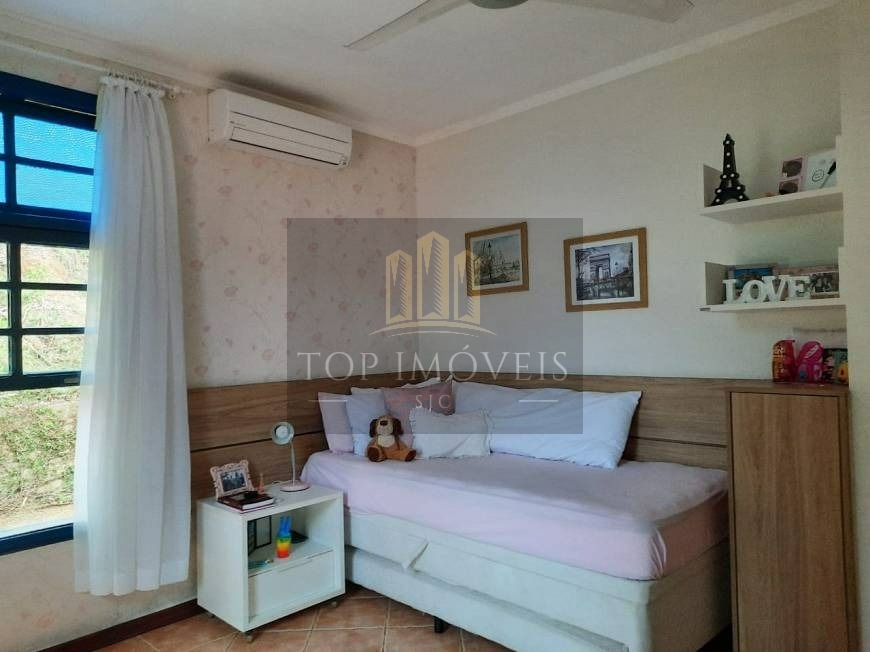 Ótima chácara com 3 dormitórios à venda, por R$ 1.380.000,00 - Vila São Geraldo - São José dos Campos/SP