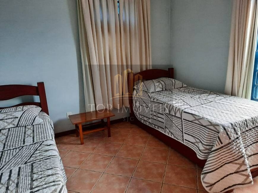 Ótima chácara com 3 dormitórios à venda, por R$ 1.380.000,00 - Vila São Geraldo - São José dos Campos/SP