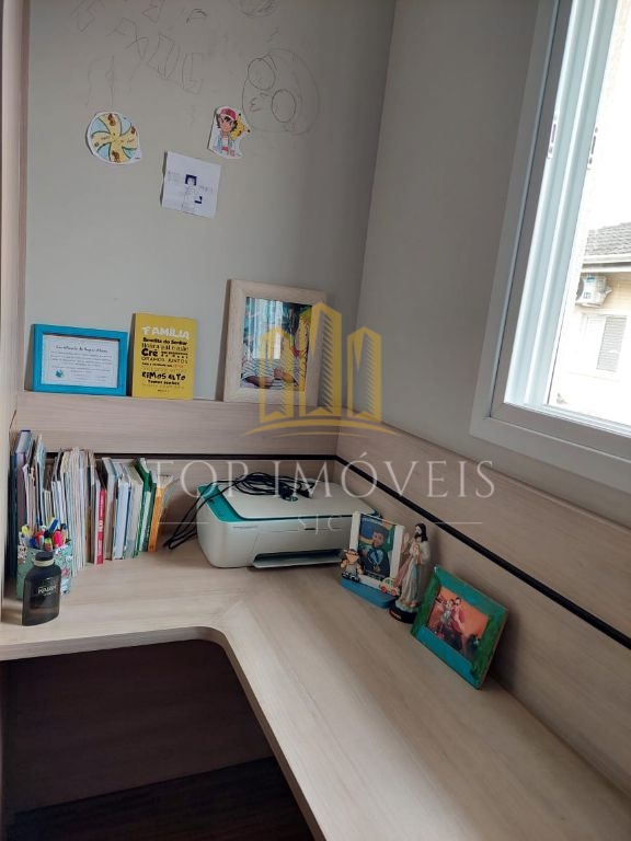 Linda casa em um belo condomínio fechado Vert Ville em Jacareí são 3 dormitórios sendo uma suíte casa repleta de armários uma excelente oportunidade