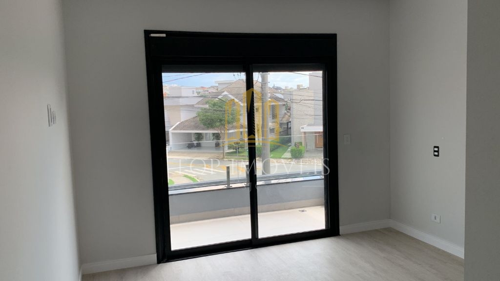 Casa condomínio fechado - 4 suítes - piscina - lareira - Urbanova - Zona oeste