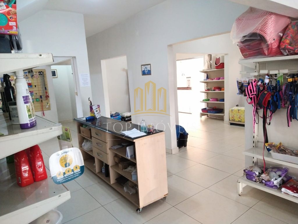 Excelente casa Comercial idela para Clinicas proximo ao Hospital Unidade da Tivoli