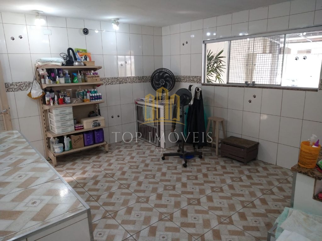 Excelente casa Comercial idela para Clinicas proximo ao Hospital Unidade da Tivoli