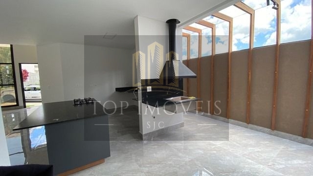 Casa com 3 dormitórios à venda, 140 m² por R$ 1.120.000,00 - Condomínio Residencial Fogaça - Jacareí/SP