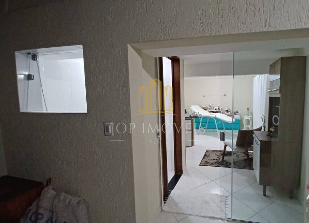 Excelente Casa no Jardim Valparaiba - localização, próximo a comércios variados.