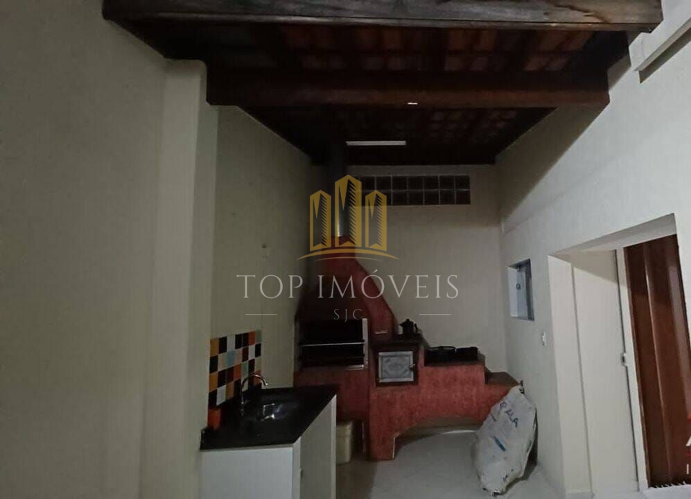 Excelente Casa no Jardim Valparaiba - localização, próximo a comércios variados.