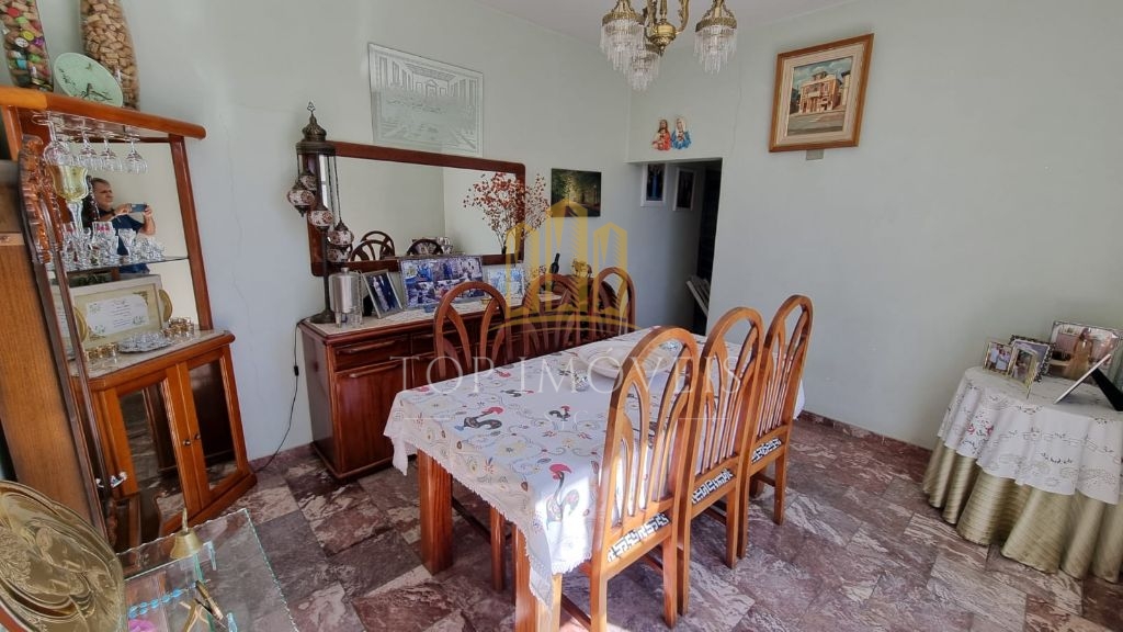 Lindo Casarão com uma excelente área no Monte Castelo