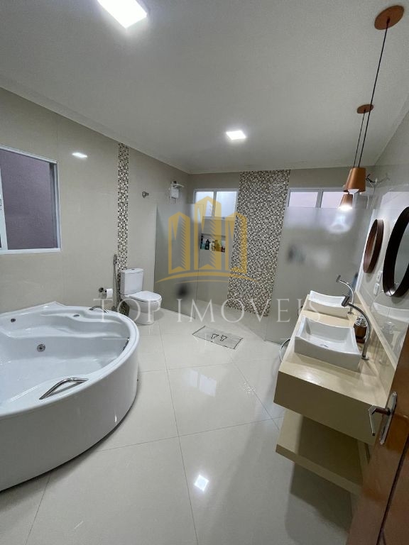Casa à venda, 250 m² - Vista Linda - São José dos Campos/SP