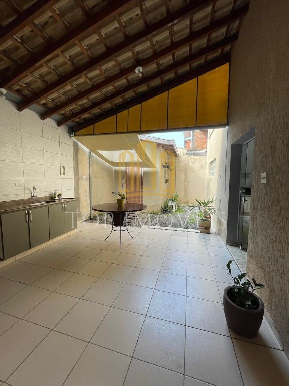 Casa à venda, 250 m² - Vista Linda - São José dos Campos/SP