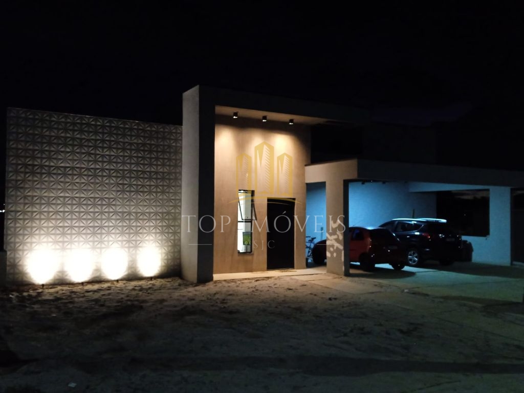 Casa de Condomínio com 4 Dormitórios e 6 banheiros à Venda em Residencial Colinas do Parahyba