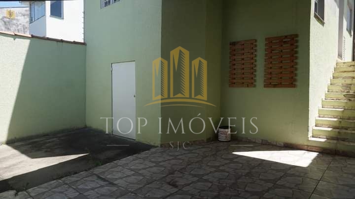 Casa sobrado no Vila Branca em Jacareí