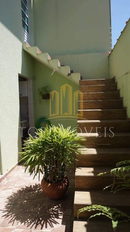 Casa sobrado no Vila Branca em Jacareí
