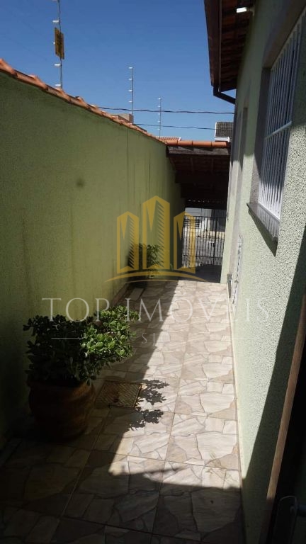 Casa sobrado no Vila Branca em Jacareí