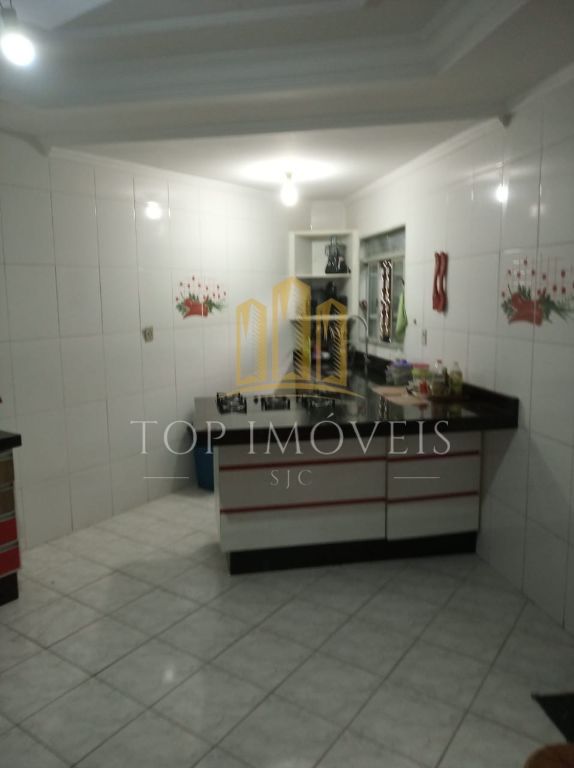 Sobrado com 2 quartos com Suite, - Parque Interlagos - São José dos Campos/SP