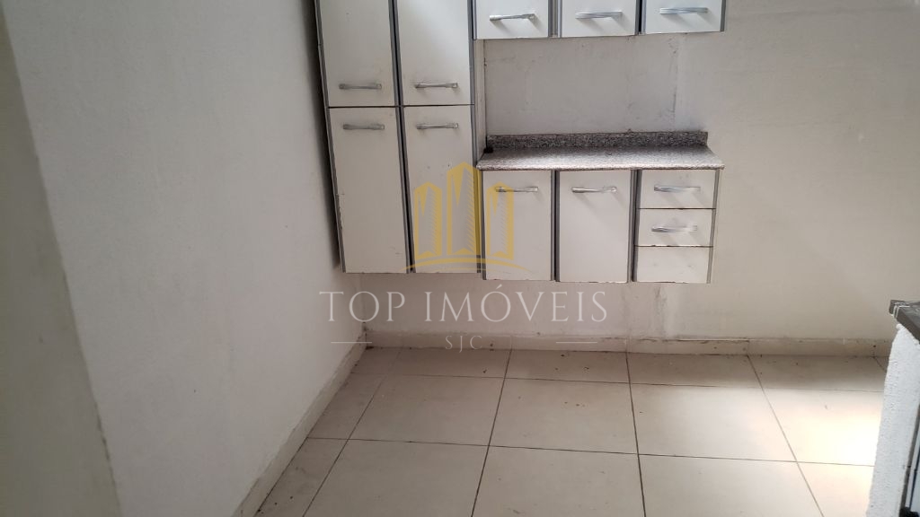 Ponto Comercial 482m2 de área útil na Avenida Andrômeda
