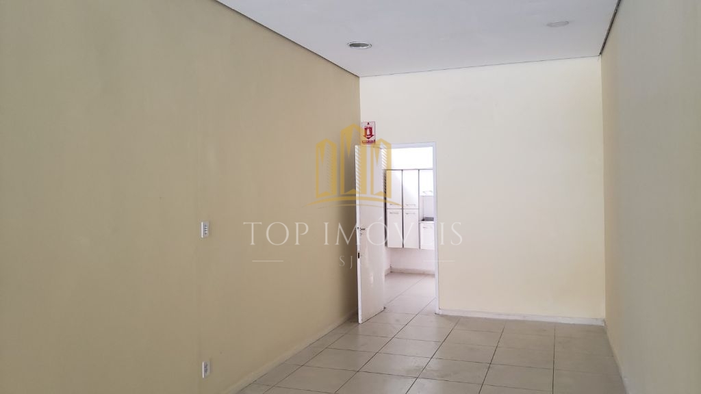 Ponto Comercial 482m2 de área útil na Avenida Andrômeda