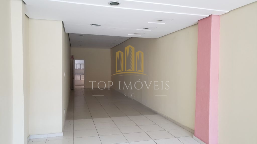Ponto Comercial 482m2 de área útil na Avenida Andrômeda