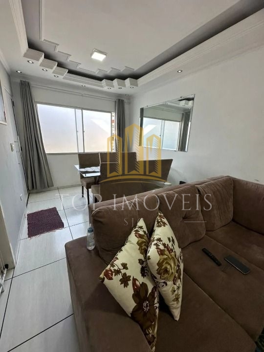 Linda Casa localizada em condominio fechado em Jacarei com planejados