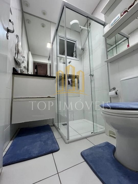 Lindo apartamento localizado no Parque Industrial com varanda gourmet repleto de planejados em frente a linha Verde
