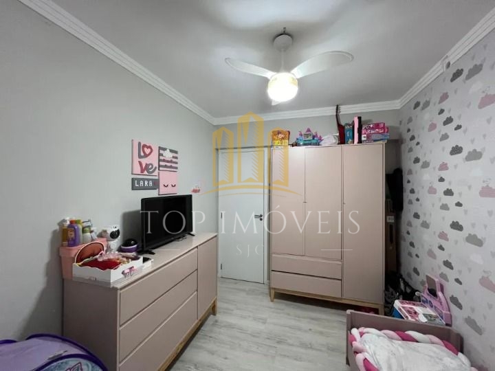 Lindo apartamento localizado no Parque Industrial com varanda gourmet repleto de planejados em frente a linha Verde