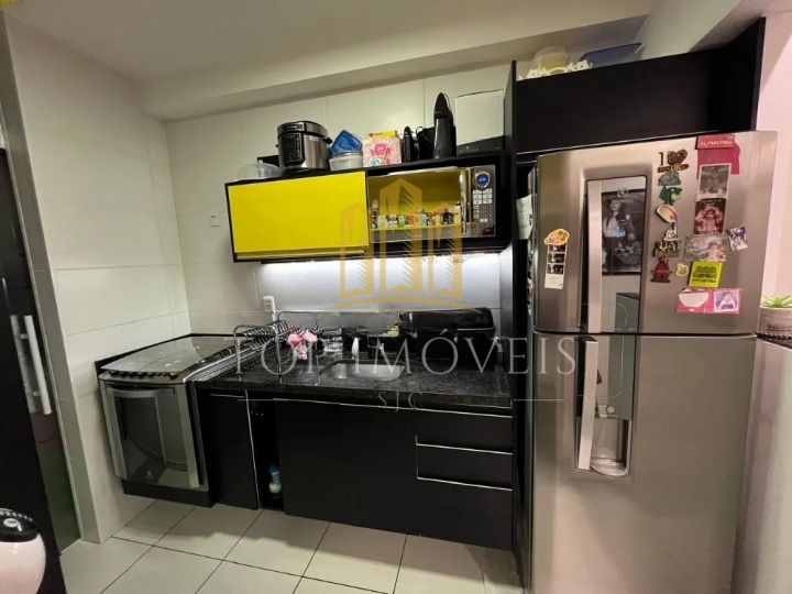 Lindo apartamento localizado no Parque Industrial com varanda gourmet repleto de planejados em frente a linha Verde