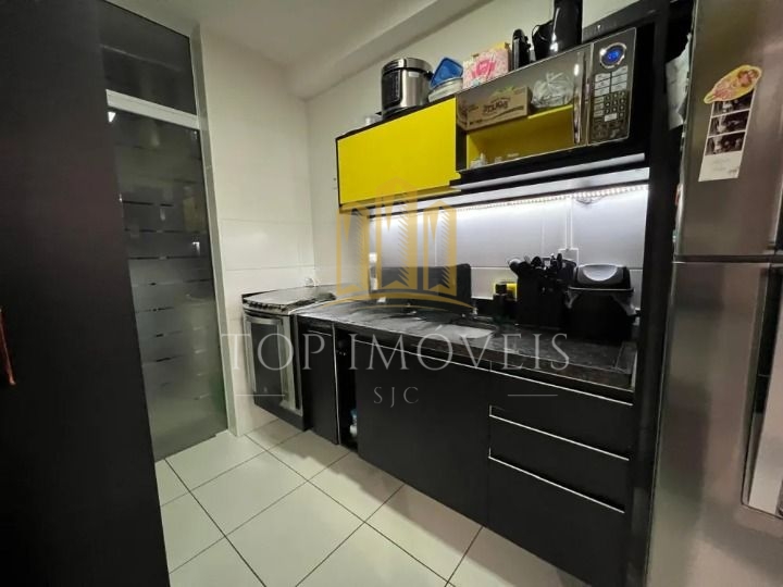 Lindo apartamento localizado no Parque Industrial com varanda gourmet repleto de planejados em frente a linha Verde