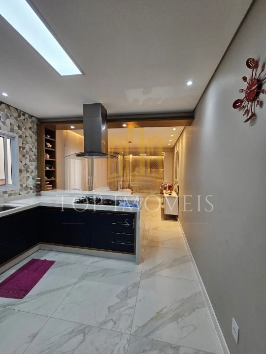 Casa Localizada no Jardim Santa Inês I com planejados 73.00 M²