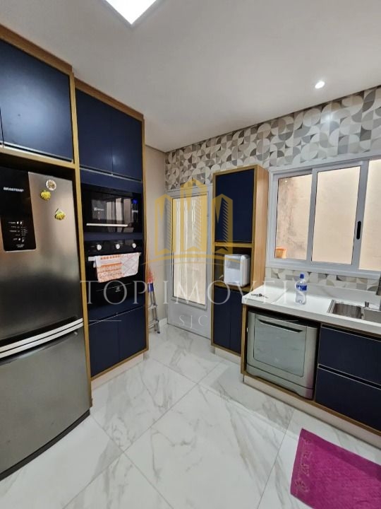 Casa Localizada no Jardim Santa Inês I com planejados 73.00 M²