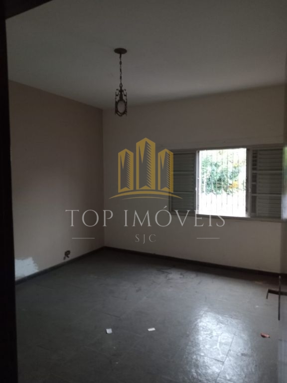 Excelente Casa para investidor da Área da Saúde e demais atividades comerciais
