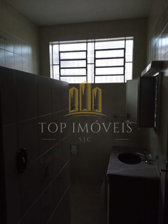 Excelente Casa para investidor da Área da Saúde e demais atividades comerciais