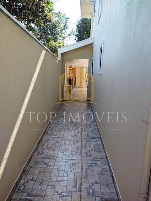 Excelente oportunidade de um lindíssimo sobrado no Residencial Santa Paula em Jacareí!