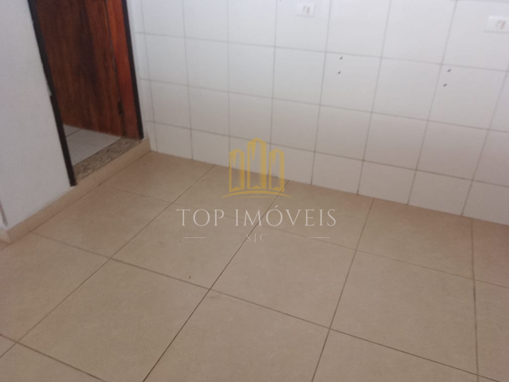 Excelente casa com3 dormitorios suite, no conjunto São Benedito, em otimo estado de conservação toda em porcelanato, aceita permuta por apartamento