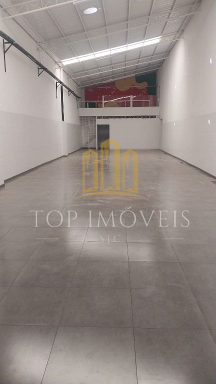 Galpão comercial com casa no fundo, zona sul