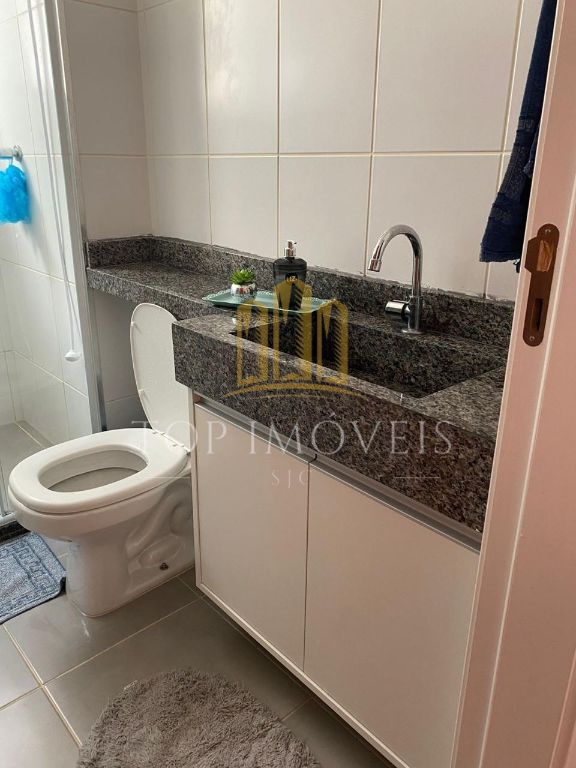Lindo apartamento localizado na Regiao do Putim com 2 dormitorios e planejados novos