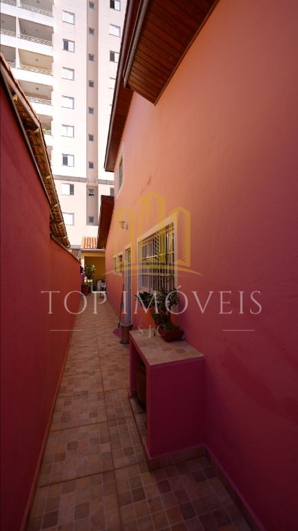 Casa Sobrado à Venda - 5 Quartos 2 Suítes, Excelente Localização na Zona Sul de São José dos Campos