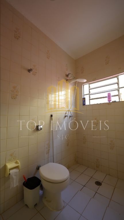 Casa Sobrado à Venda - 5 Quartos 2 Suítes, Excelente Localização na Zona Sul de São José dos Campos