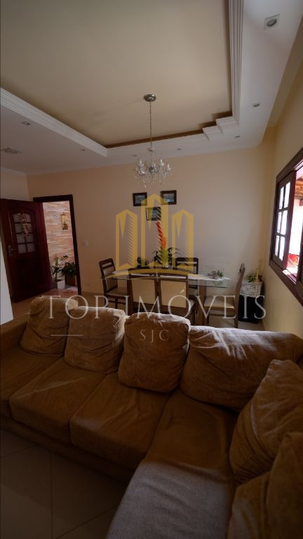Casa Sobrado à Venda - 5 Quartos 2 Suítes, Excelente Localização na Zona Sul de São José dos Campos