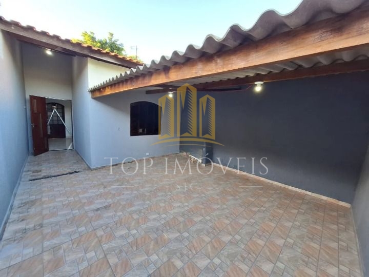 Linda casa reformada no Uniao com 2 dormitorios e 2 suites