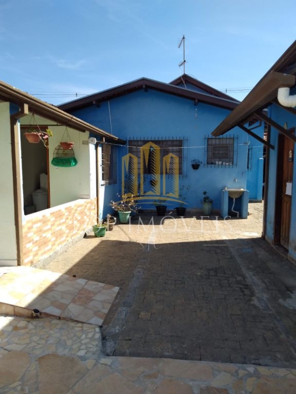 "Espaçosa casa de 3 dormitórios com suíte e varanda em Santana - Imperdível!"