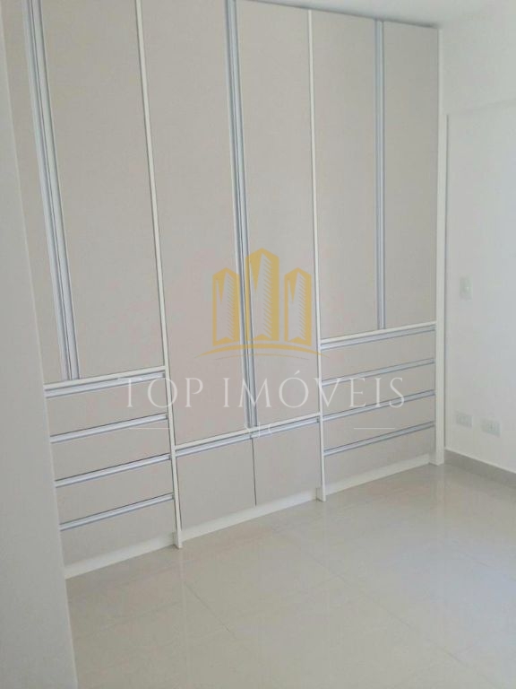 Apartamento, dois dormitórios com suíte, Jd. Aquárius.