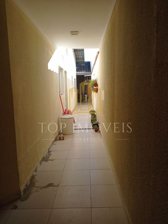 Casa na Zona Leste no jardim Pararanga